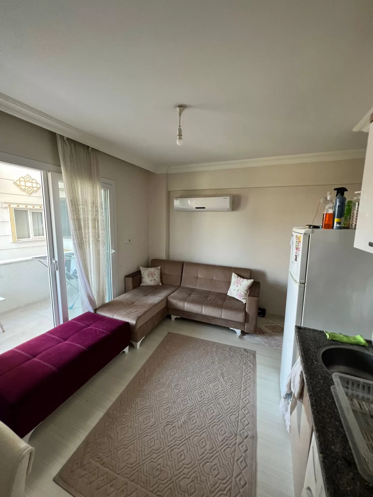 İsabeyli Ege Royal B1 Blokta Eşyalı 1+1 Satılık Daire