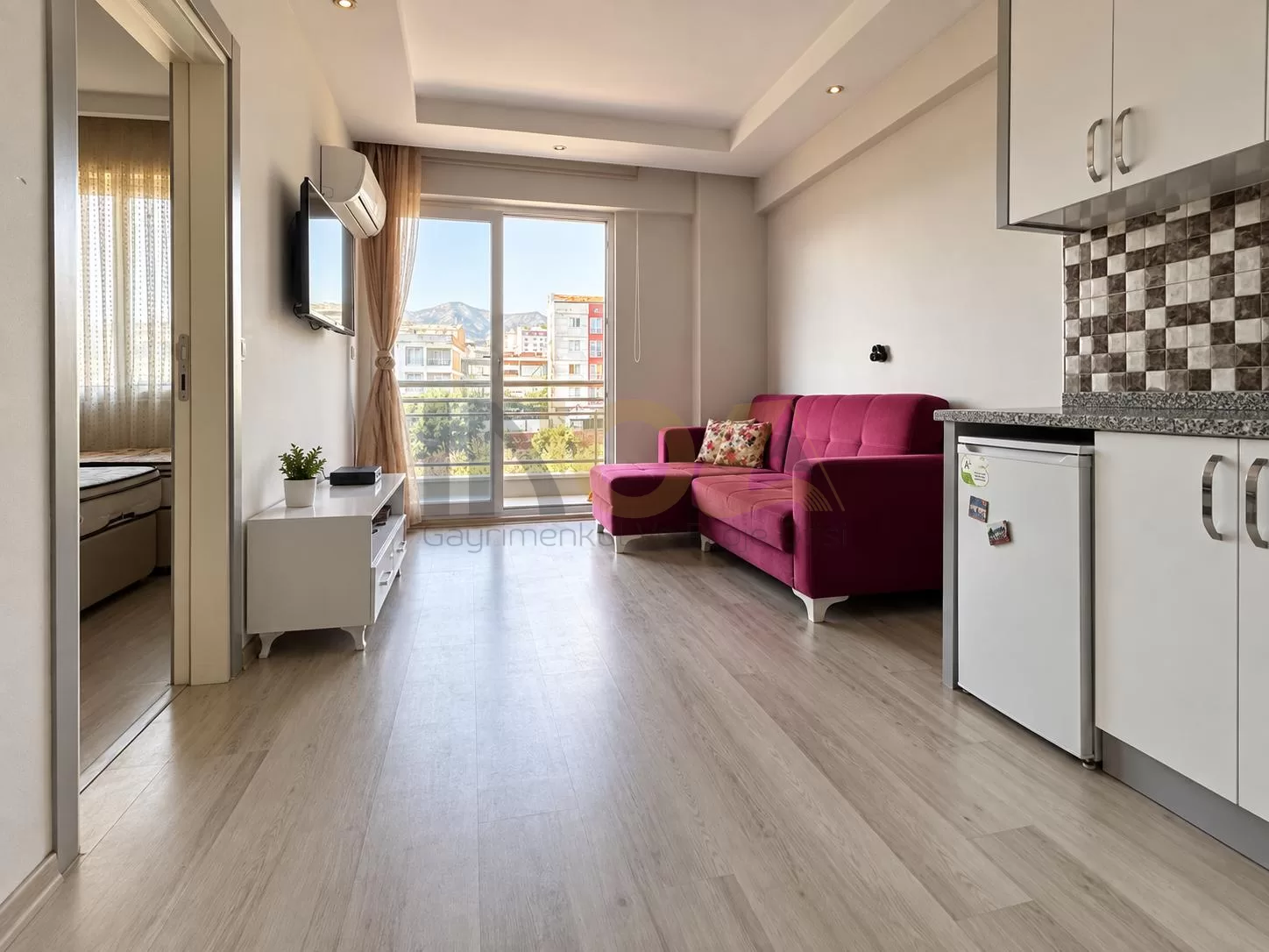 İSABEYLİ'de EŞYALI YATIRIMA UYGUN 1+1 SATILIK DAİRE